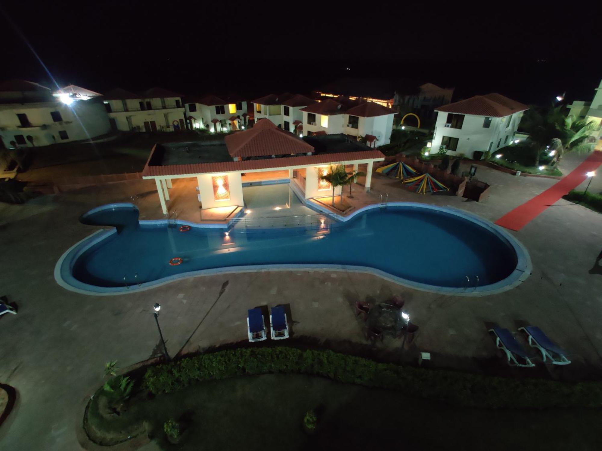 Orchha Club And Resort - Ocr Eksteriør billede