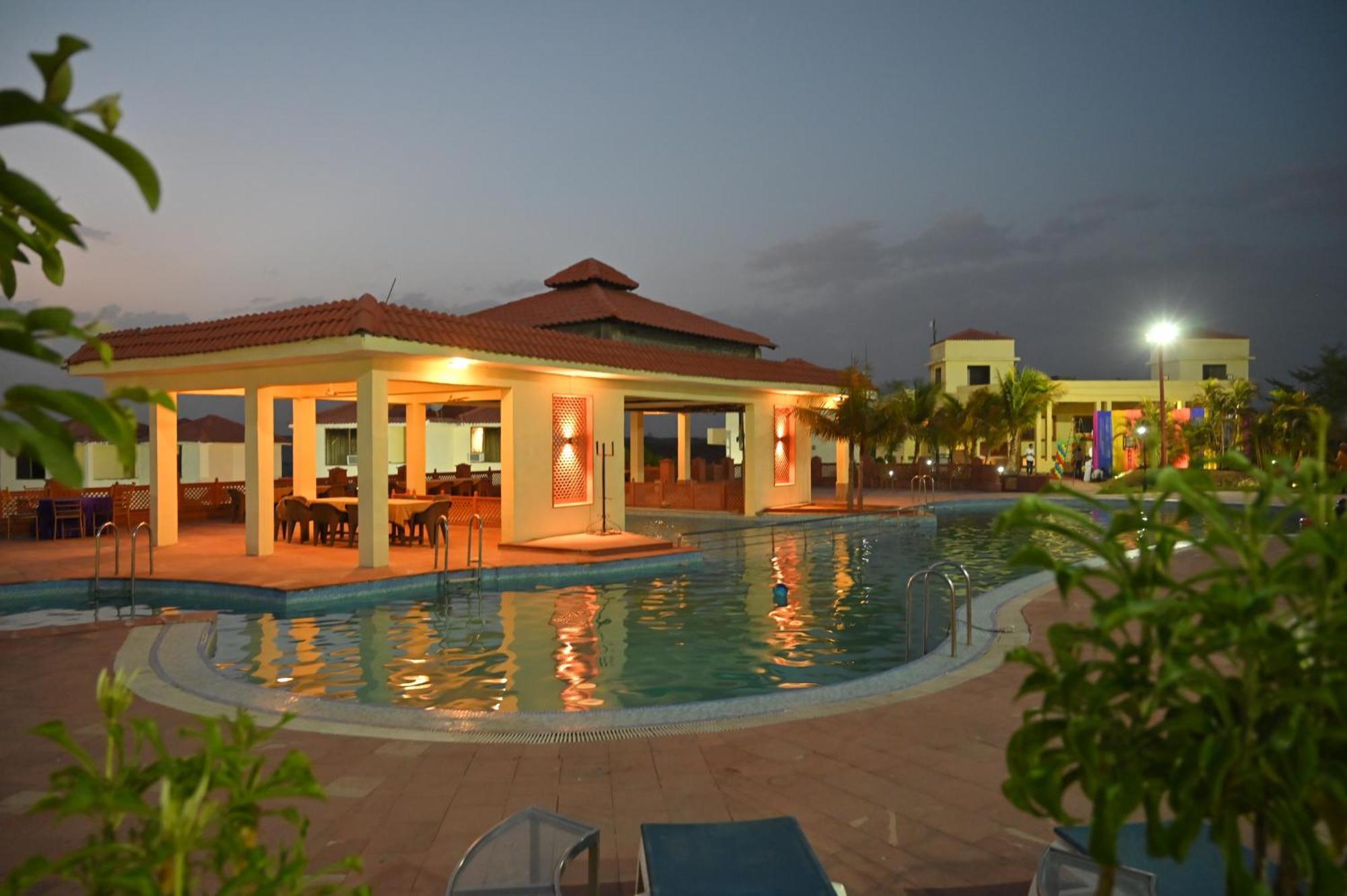 Orchha Club And Resort - Ocr Eksteriør billede