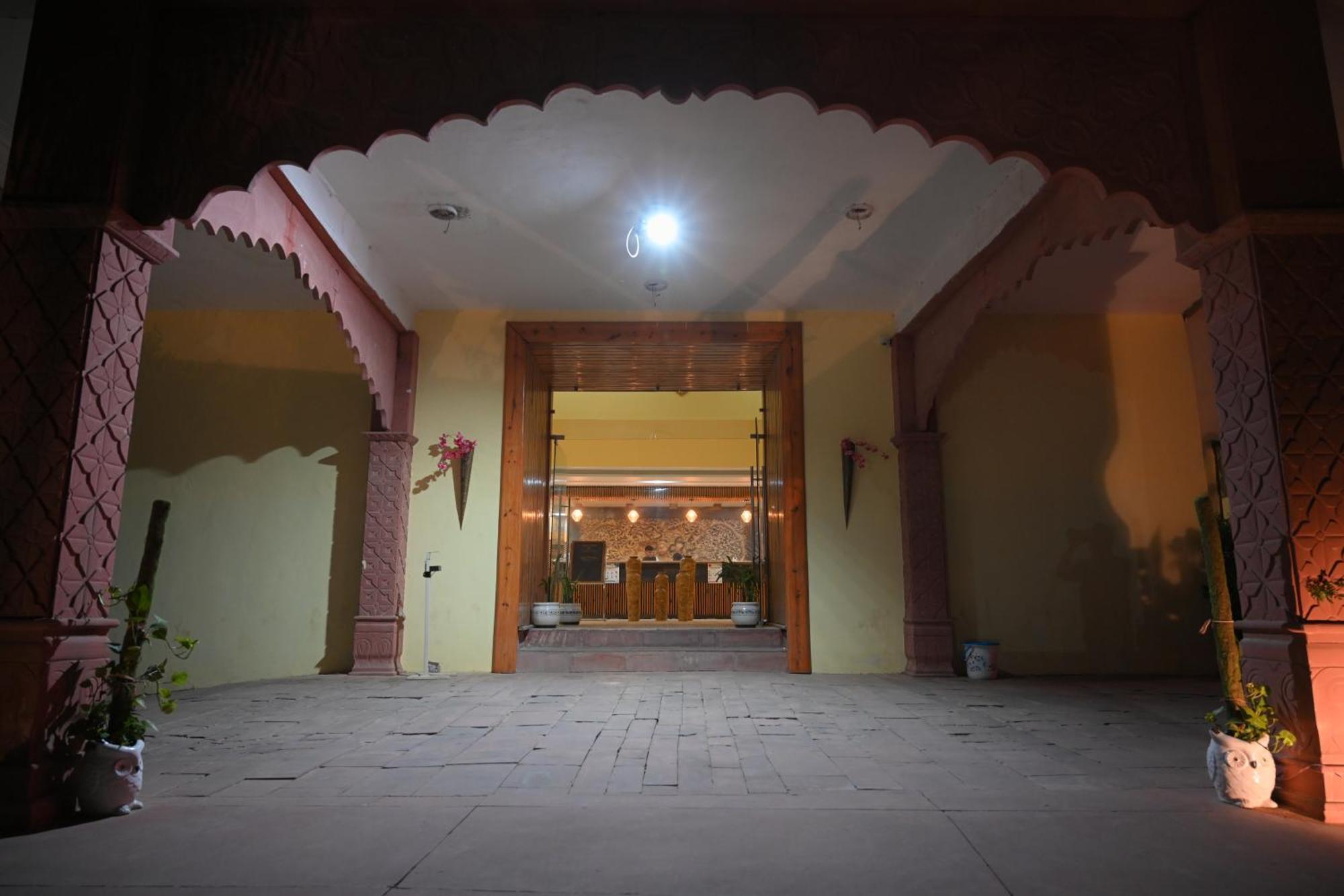 Orchha Club And Resort - Ocr Eksteriør billede