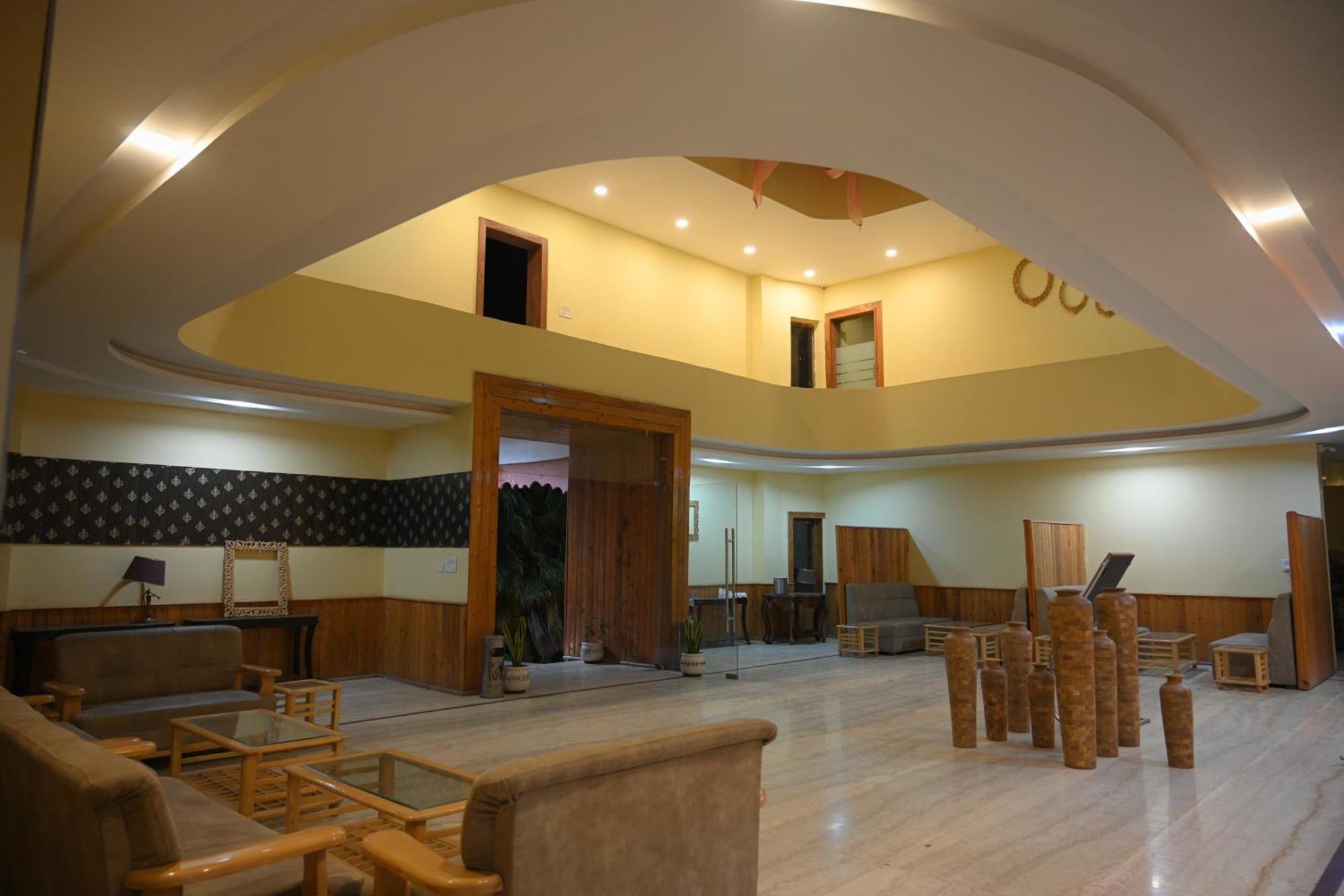 Orchha Club And Resort - Ocr Eksteriør billede