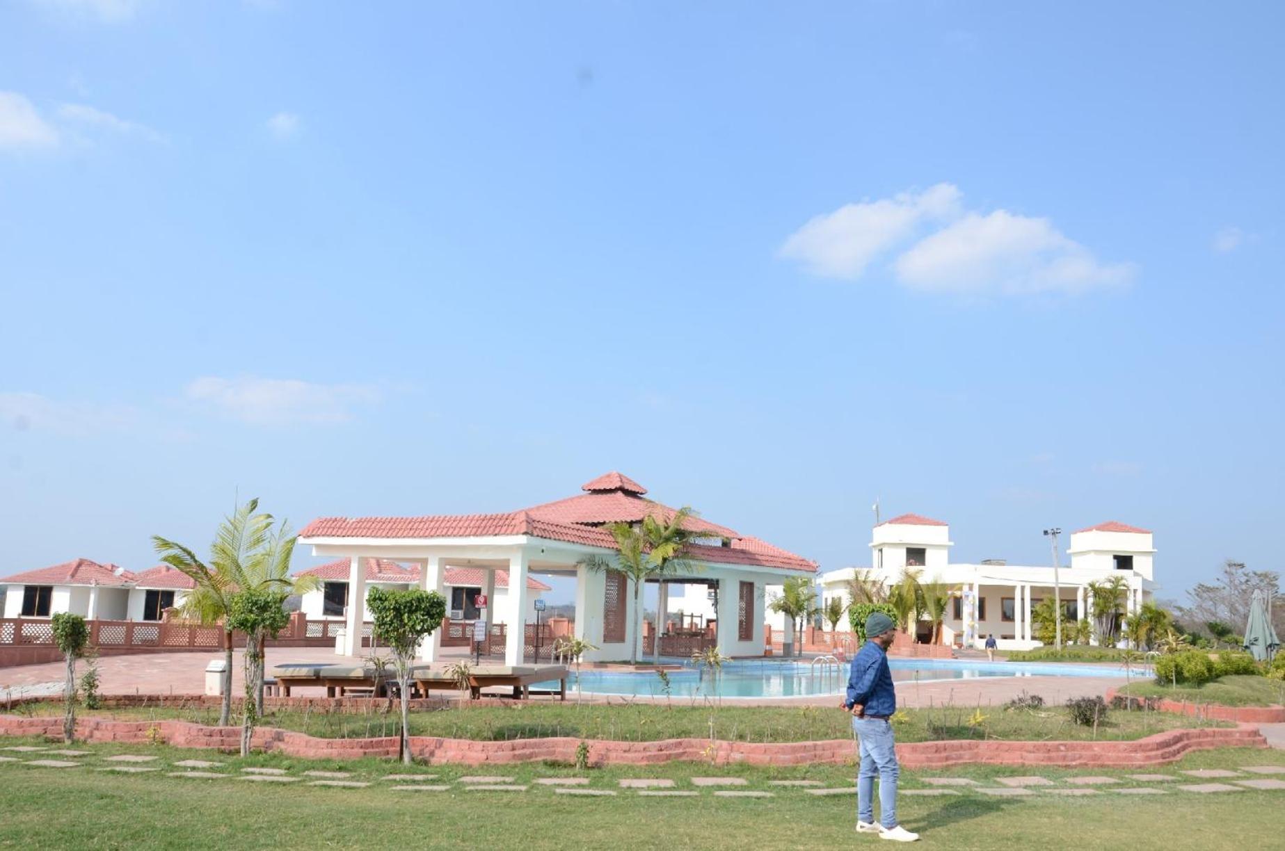 Orchha Club And Resort - Ocr Eksteriør billede